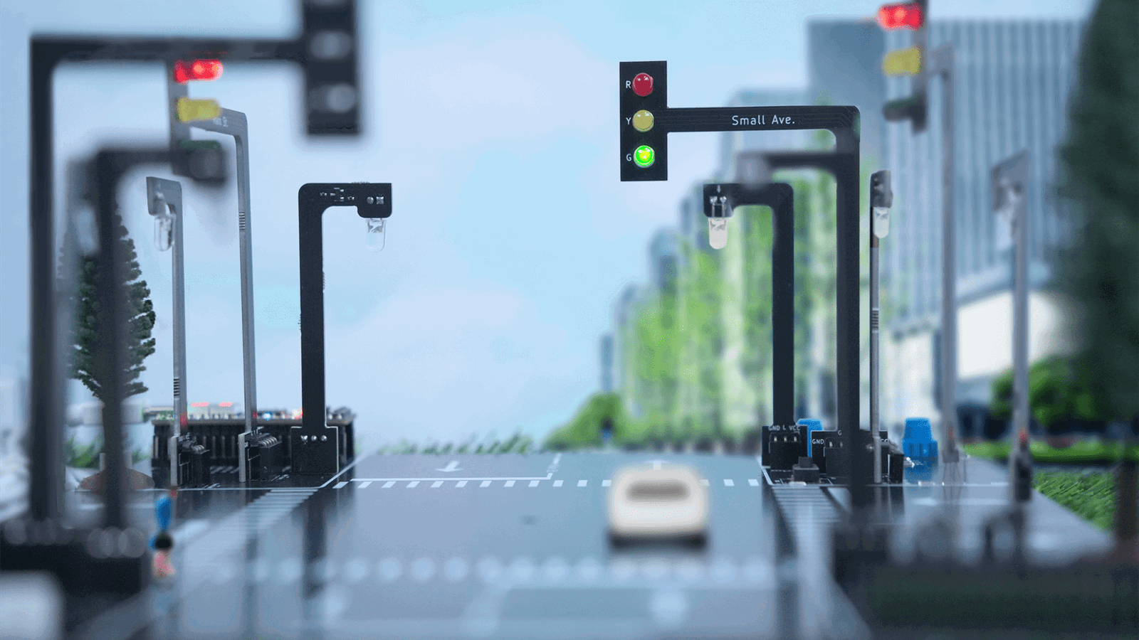 Traffic Light Control System with Raspberry Pi Pico - Raspi Pico (STEPFPGA Compatible: add - on) - KT31 - EIM Technology (EVO - IN - MOTION Technology Ltd.)